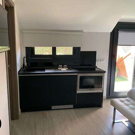 Hostal El Rocio Paracuellos de Jarama Eksteriør billede
