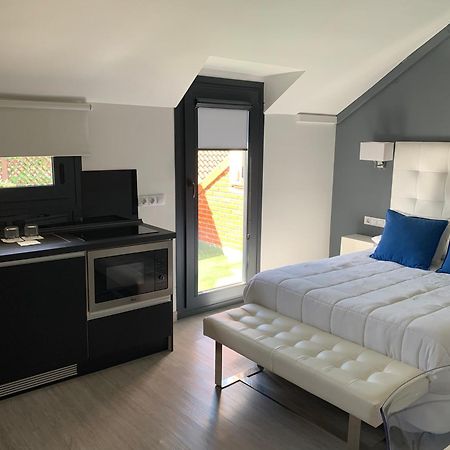 Hostal El Rocio Paracuellos de Jarama Eksteriør billede