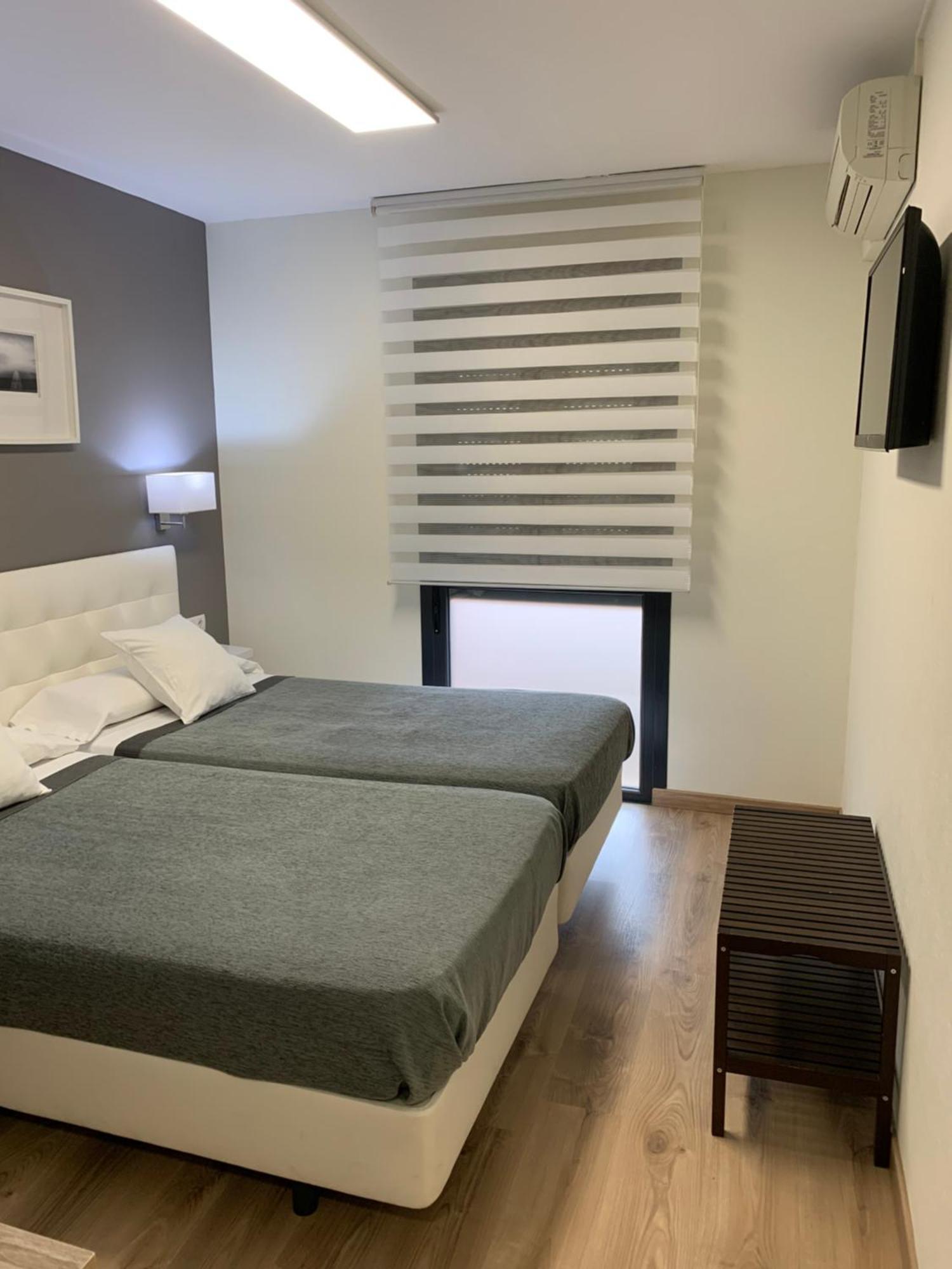 Hostal El Rocio Paracuellos de Jarama Eksteriør billede