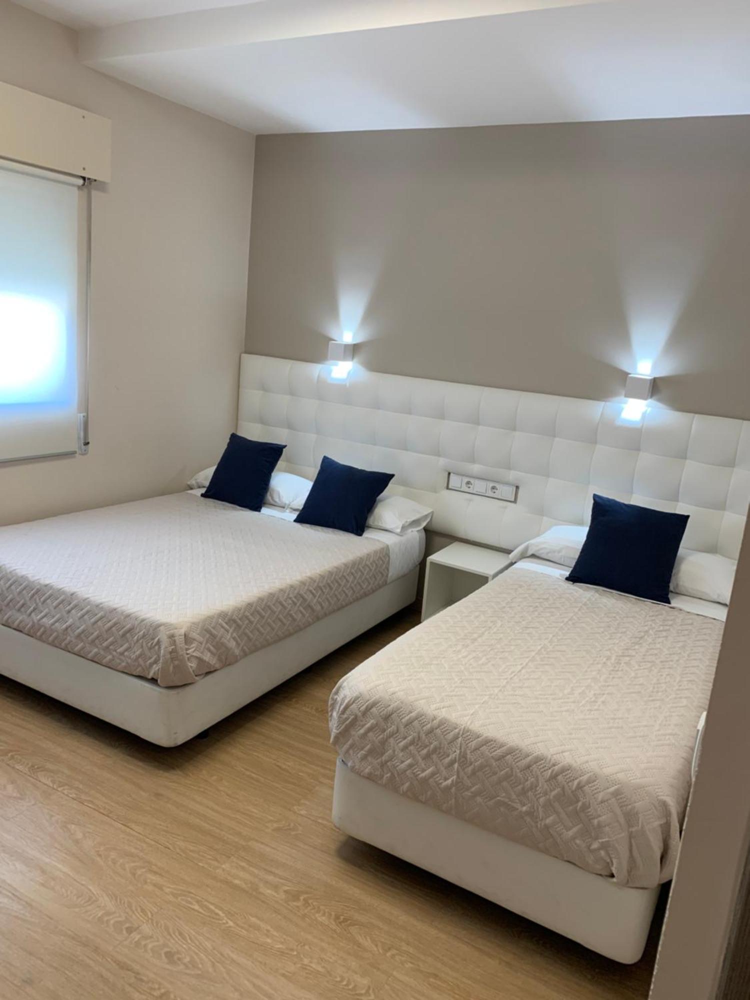 Hostal El Rocio Paracuellos de Jarama Eksteriør billede
